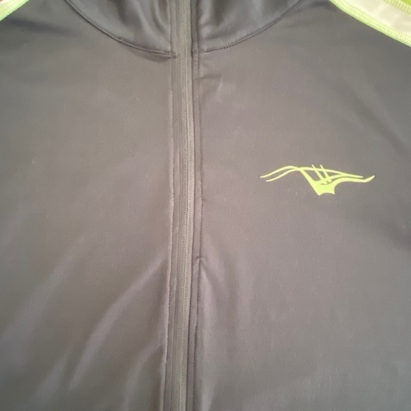 𝅺WOMEN'S Asics size L Athletic jacket - Picture 8 of 8